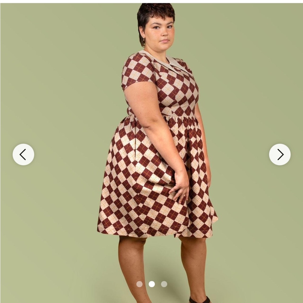 Tuesday of California Dagger Dress in Saltine.  2x.  NWT